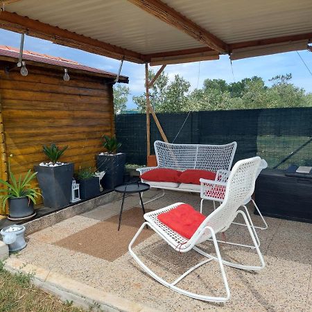Holiday House Romi Pula Exterior photo