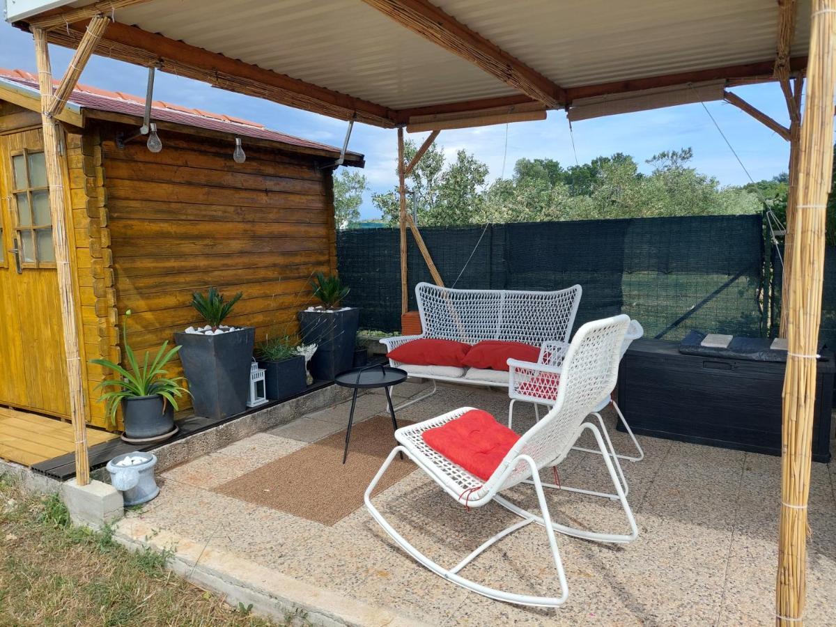 Holiday House Romi Pula Exterior photo